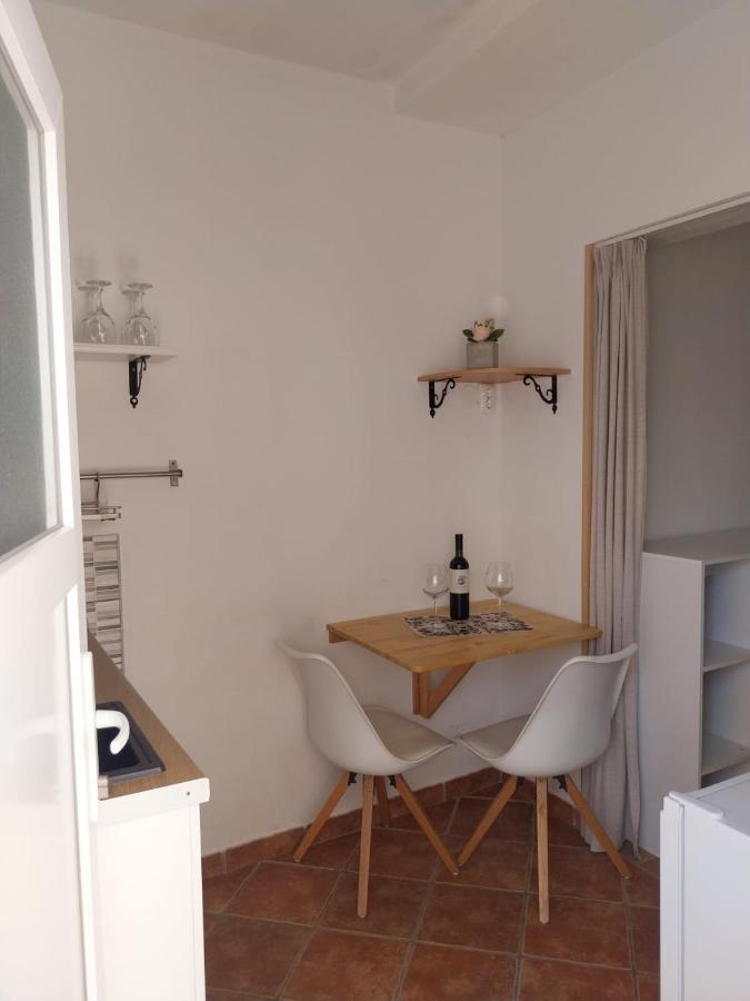 Apartmani Bonavia Jelsa  Exterior foto